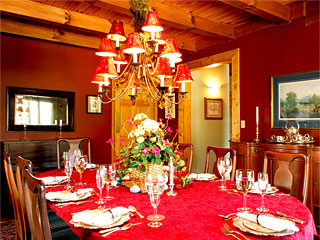Lodge On Iron Mountain - Dining Room